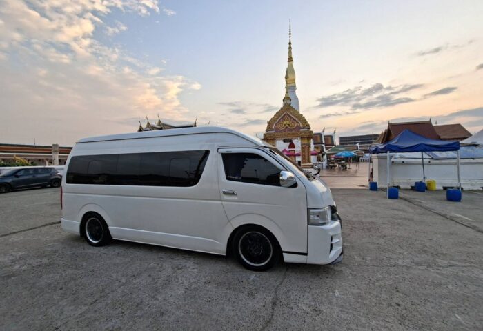 เช่ารถตู้พร้อมคนขับ