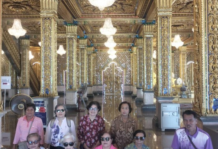 เช่ารถตู้สกลนคร-อุทัยธานี-วัดท่าซุง