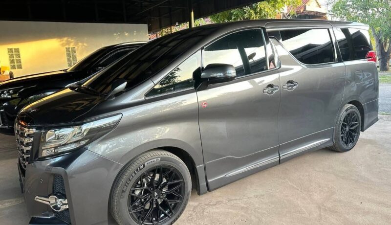 บริการรถ Alphard ให้เช่า