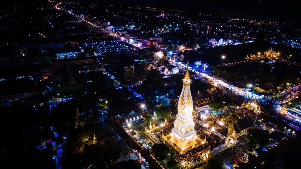 เช่ารถตู้นครพนม